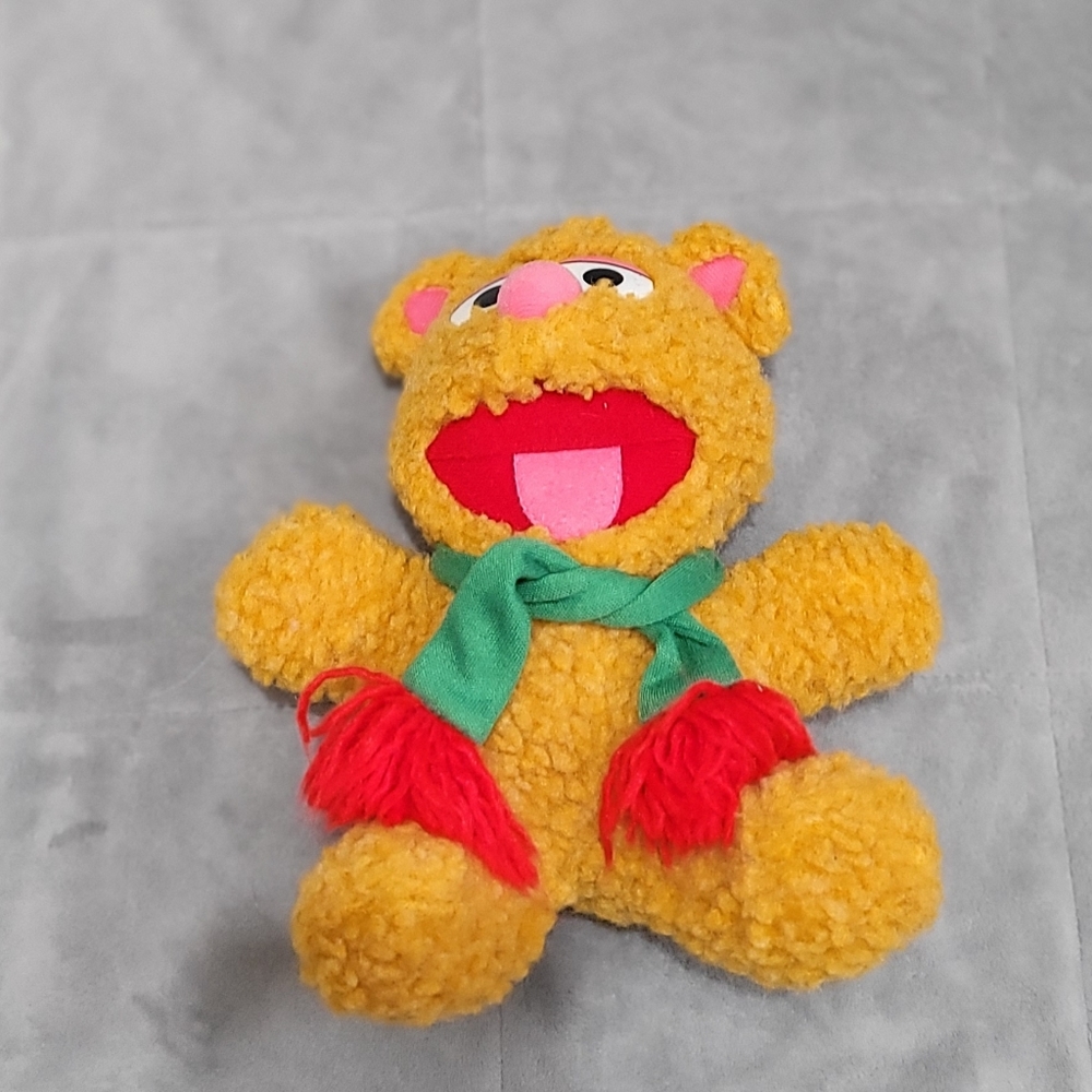 Vintage 1987 Fozzy Bear